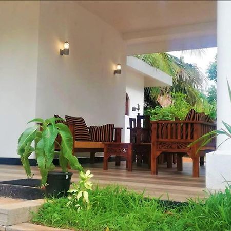 Silver Sand Villa ダンブッラ エクステリア 写真